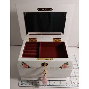 Danbury Mint Collectible "My Daughter Forever" Jewelry Box White with Roses🌹